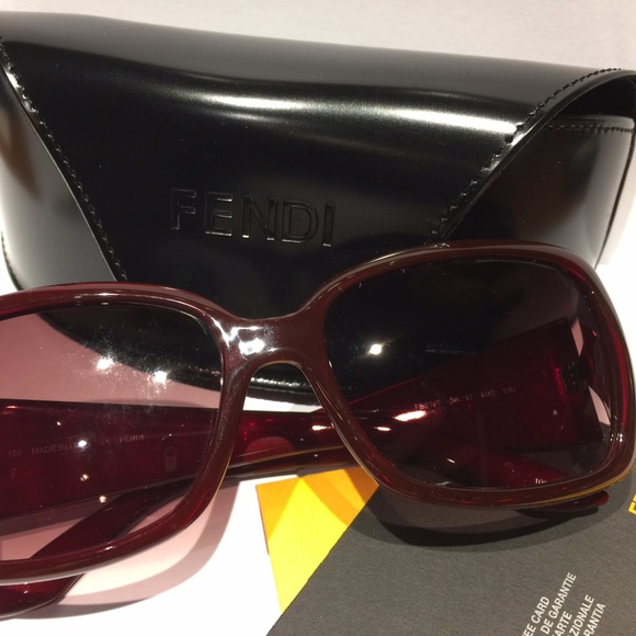 NIB Fendi Women\'s Rectangle Burgundy Sunglasses main image 4